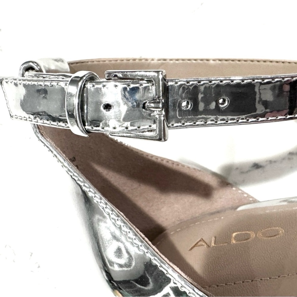 Aldo Women’s Silver Chrome Flower High Heel Sandals Size 8.5 - Picture 6 of 10